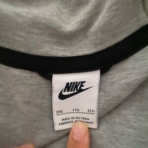 Nike Gray and Black Tee XXL
